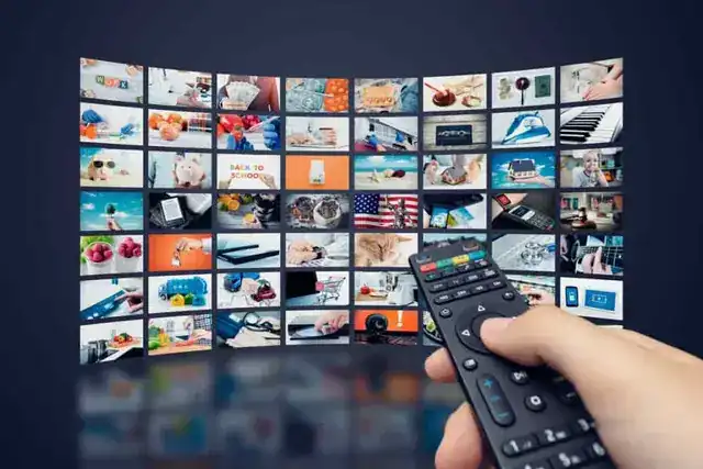 multiple devices streaming IPTV Canada 2025
